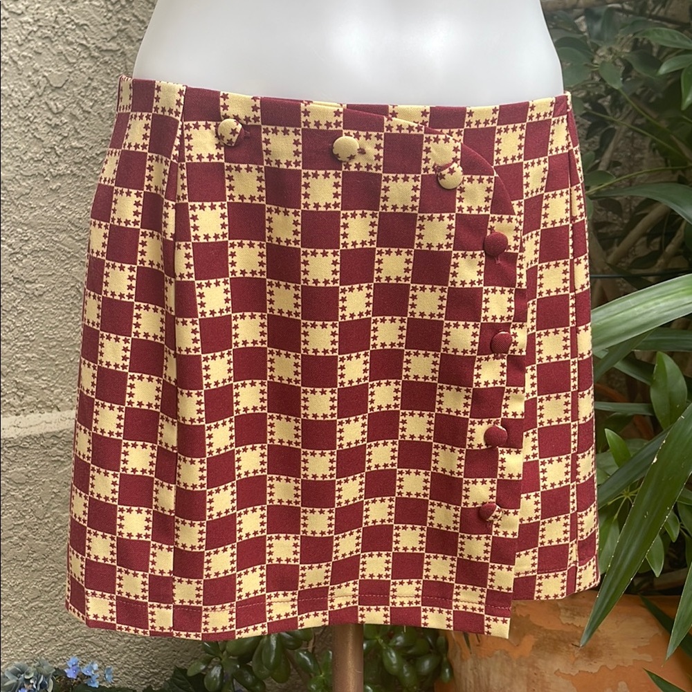 Urban Outfitters Checkered Burgundy and Cream Skirt - Picture 6 of 14